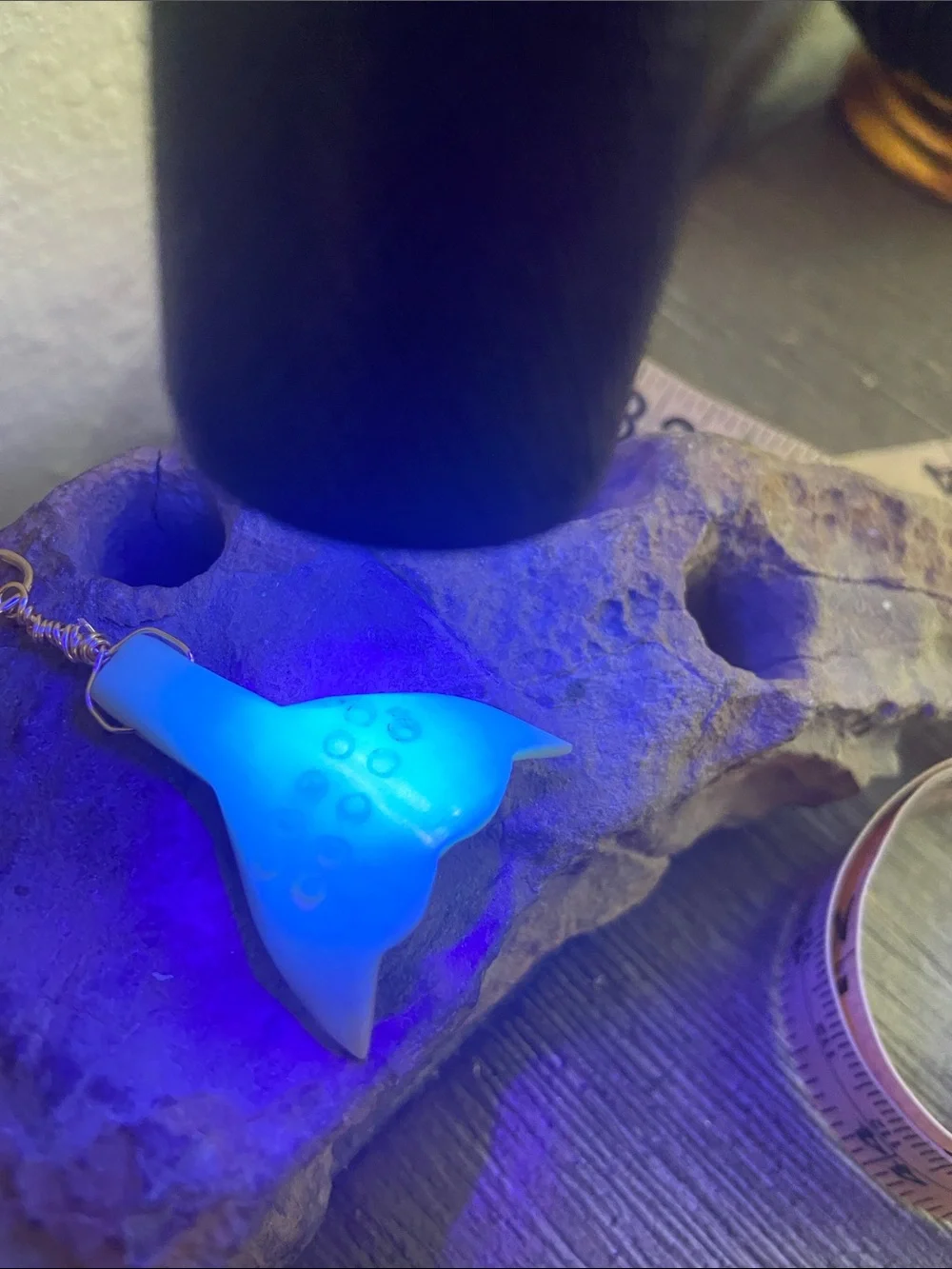 NEW Handmade Vintage Whale Tail BONE Pendant Charm